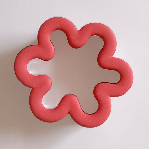 🎯 10 for $10 / Comfort Grip Flower Cookie Cutter - Picture 1 of 6